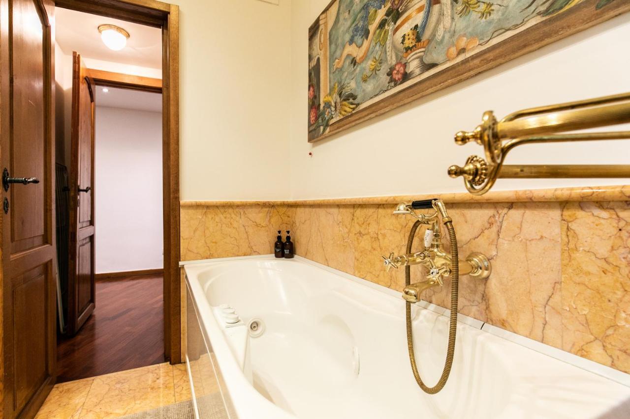 Klimt - Jacuzzi 5 Star - Luxury Design Apartment Milaan Buitenkant foto